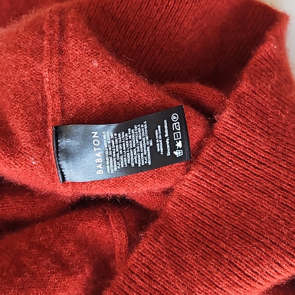Aritzia Babaton Luxe Cashmere Rosemont Sweater in Corsa Red - Picture 6 of 9